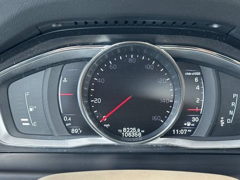 Used 2016 Volvo S80 T5 w/ Convenience Package FWD image 23