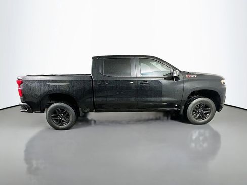 Used 2021 Chevrolet Silverado 1500 LT Trail Boss w/ Convenience Package II image 7
