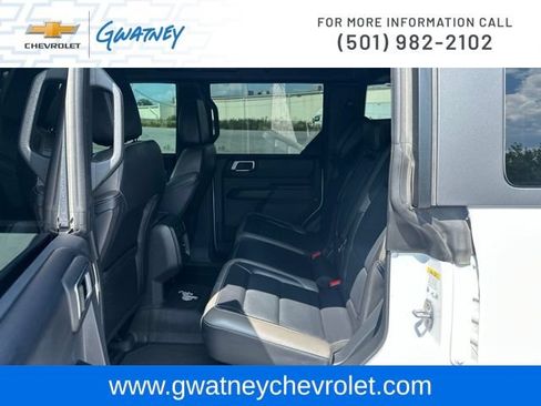 Used 2025 Ford Bronco Outer Banks w/ Sasquatch Package AWD/4WD image 24