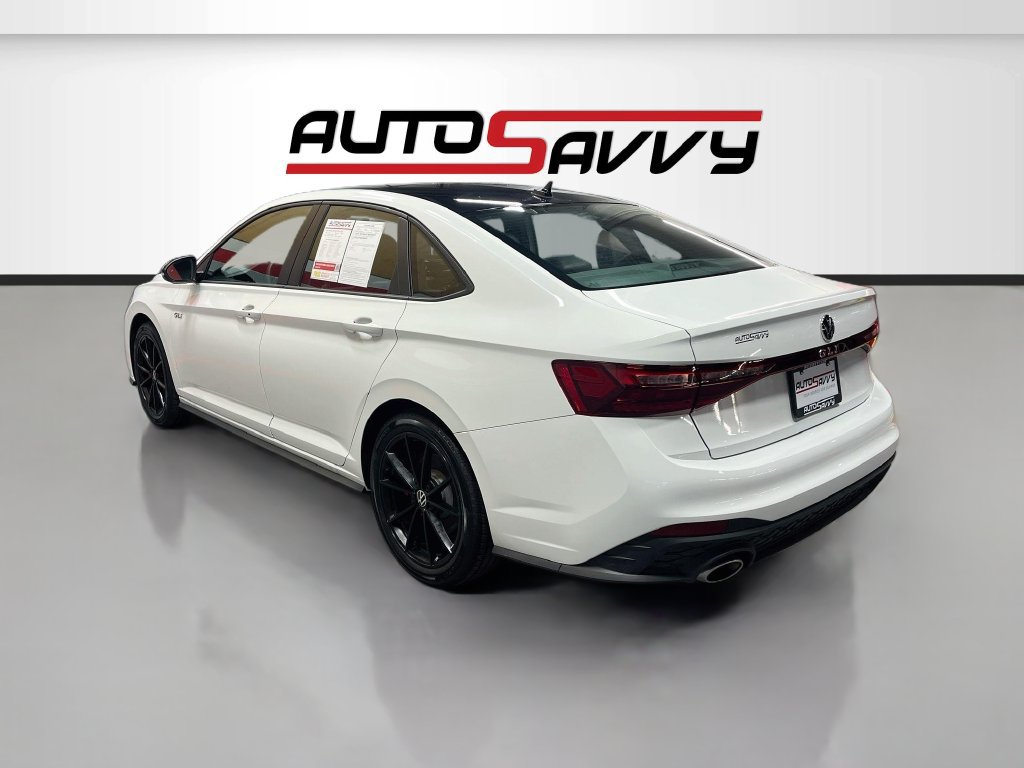 Used 2026 Volkswagen Jetta GLI Autobahn FWD image 5