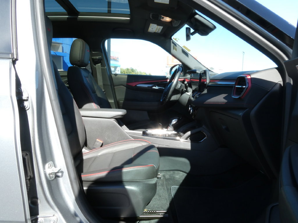 Certified 2024 Chevrolet TrailBlazer RS w/ Convenience Package AWD/4WD image 14