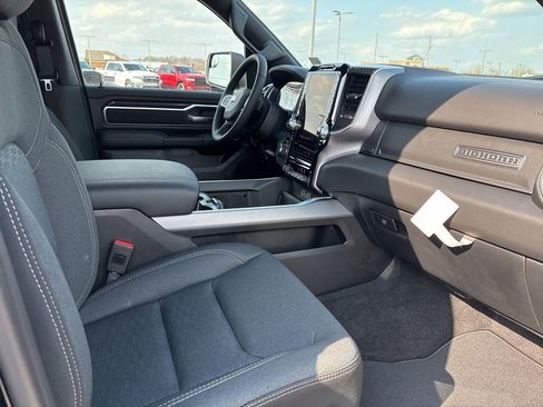 New 2026 RAM 1500 4x4 Crew Cab image 14