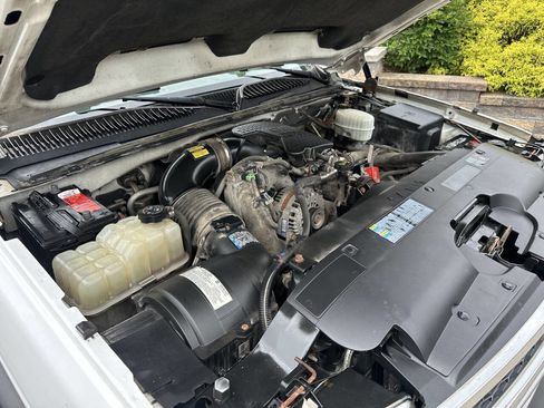 Used 2006 Chevrolet Silverado 3500 2WD Regular Cab image 14