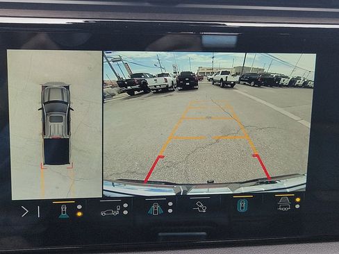 Used 2023 GMC Sierra 1500 AT4 w/ Technology Package AWD/4WD image 21