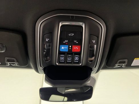 Used 2025 Jeep Grand Cherokee Summit image 63