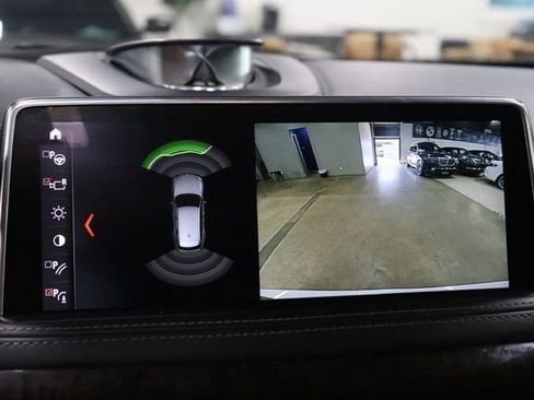 Used 2018 BMW X5 xDrive50i AWD/4WD image 36