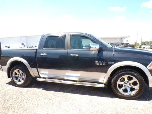 Used 2016 RAM 1500 Laramie w/ Protection Group AWD/4WD image 4