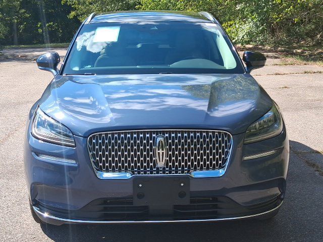 Used 2022 Lincoln Corsair AWD w/ Premium Package image 8