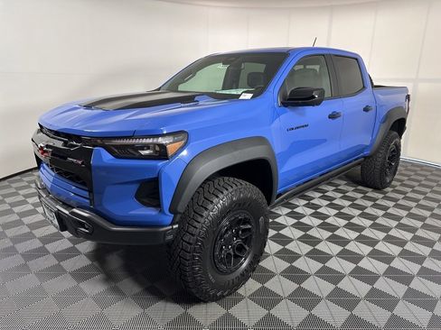 New 2025 Chevrolet Colorado ZR2 w/ ZR2 Bison Edition image 5