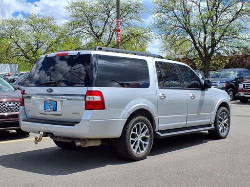 Used 2017 Ford Expedition EL XLT w/ Equipment Group 202A AWD/4WD image 2