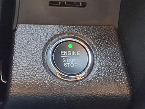 Used 2021 Ford Expedition Limited image 17