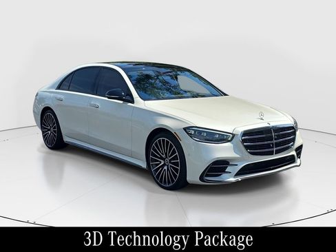 Used 2023 Mercedes-Benz S 580 4MATIC Sedan image 3