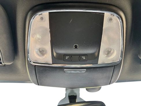 Used 2021 Jeep Grand Cherokee Laredo AWD/4WD image 18