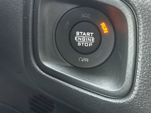 New 2026 Jeep Gladiator Sport image 20