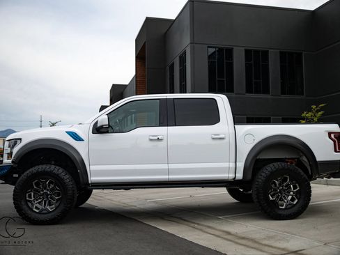 Used 2019 Ford F150 Raptor w/ Equipment Group 802A Luxury AWD/4WD image 11