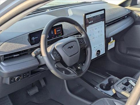 New 2025 Ford Mustang Mach-E Premium image 3