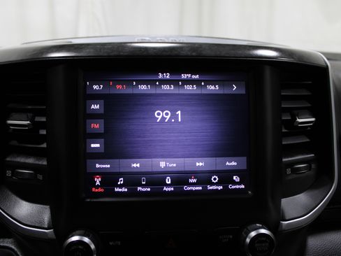 Used 2020 RAM 1500 Big Horn image 14