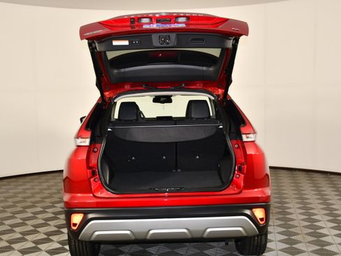 Used 2024 Mitsubishi Eclipse Cross SE AWD/4WD image 37