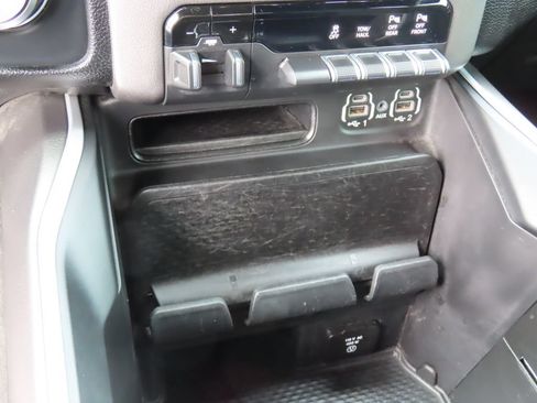 Used 2021 RAM 1500 Big Horn AWD/4WD image 8