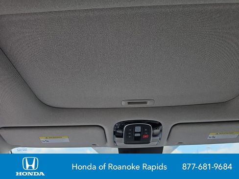 Used 2024 Hyundai Palisade Limited AWD/4WD image 14