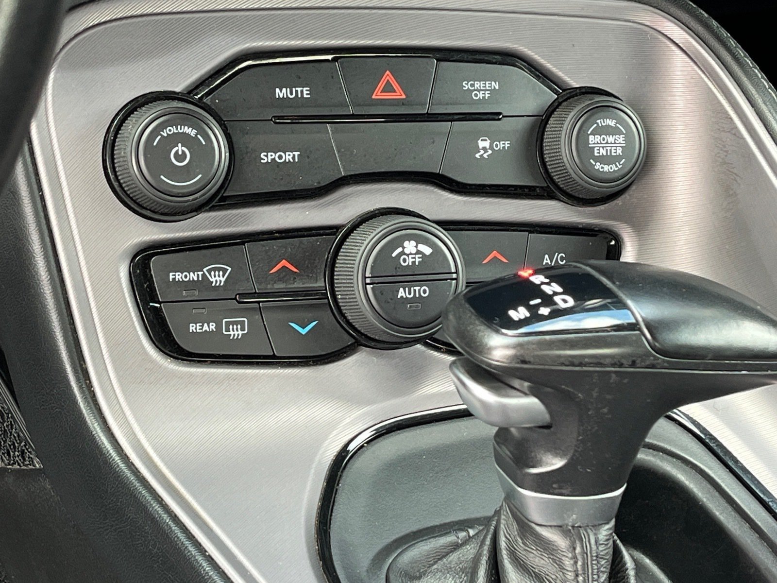 Used 2023 Dodge Challenger SXT RWD image 26