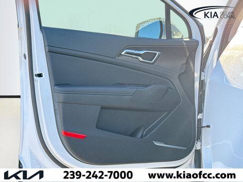New 2026 Kia Sportage EX image 21