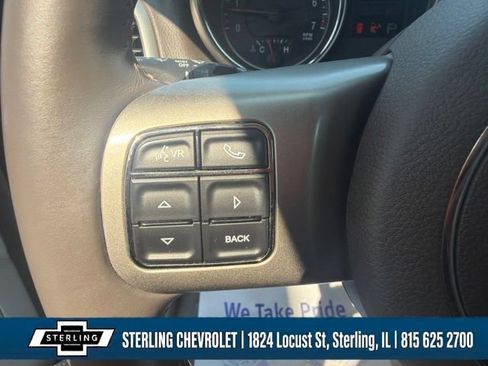 Used 2013 Jeep Grand Cherokee Laredo AWD/4WD image 17
