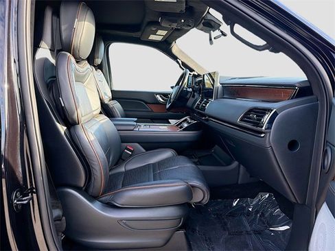 Used 2024 Lincoln Navigator Black Label image 16