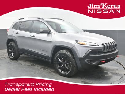 Used 2016 Jeep Cherokee Trailhawk w/ Comfort/Convenience Group