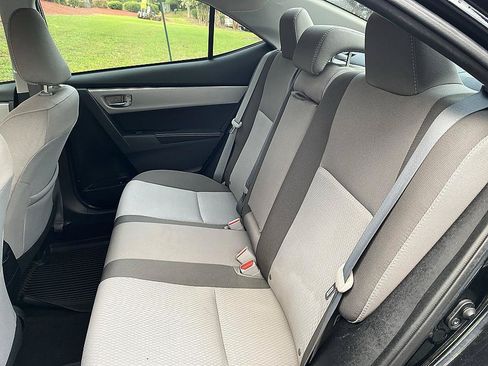 Certified 2017 Toyota Corolla LE FWD image 12