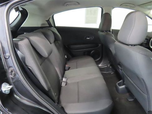 Used 2022 Honda HR-V LX image 29