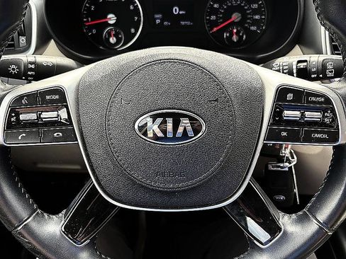 Used 2019 Kia Sorento LX w/ LX Convenience Package image 22