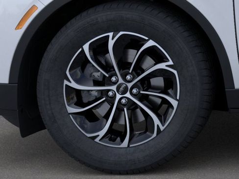 New 2026 Lincoln Nautilus Premier w/ Equipment Group 102A AWD/4WD image 19