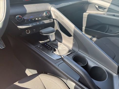 New 2026 Hyundai Elantra Sport FWD image 25