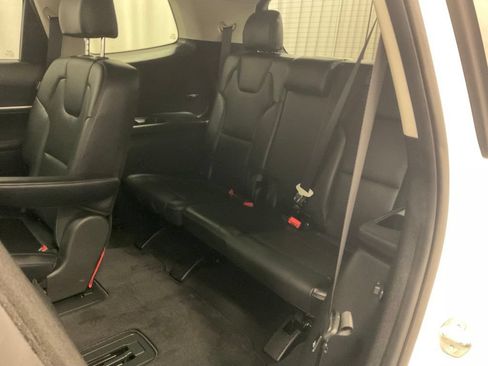 Used 2025 Kia Telluride S AWD/4WD image 38