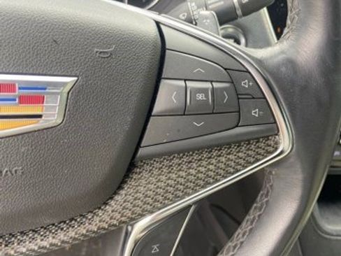 Certified 2022 Cadillac XT5 Sportv AWD/4WD image 18