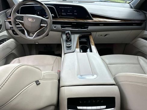 Certified 2024 Cadillac Escalade Sport Platinum RWD image 16
