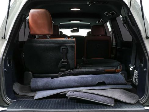 Used 2021 Toyota Land Cruiser image 30