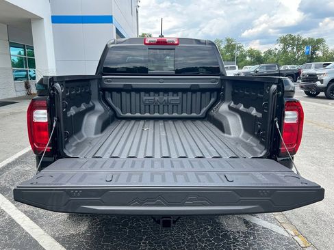 New 2026 GMC Canyon Denali AWD/4WD image 8