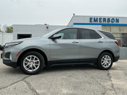Used 2023 Chevrolet Equinox LT AWD/4WD image 1