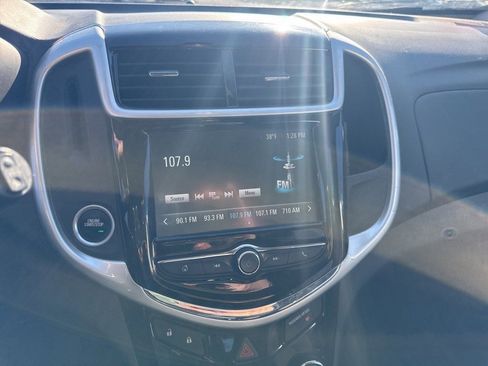 Used 2017 Chevrolet Sonic LT w/ Convenience Package image 14