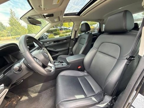 Used 2022 Honda Civic Touring image 6