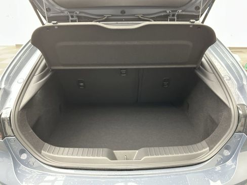 Certified 2025 MAZDA MAZDA3 Carbon image 28