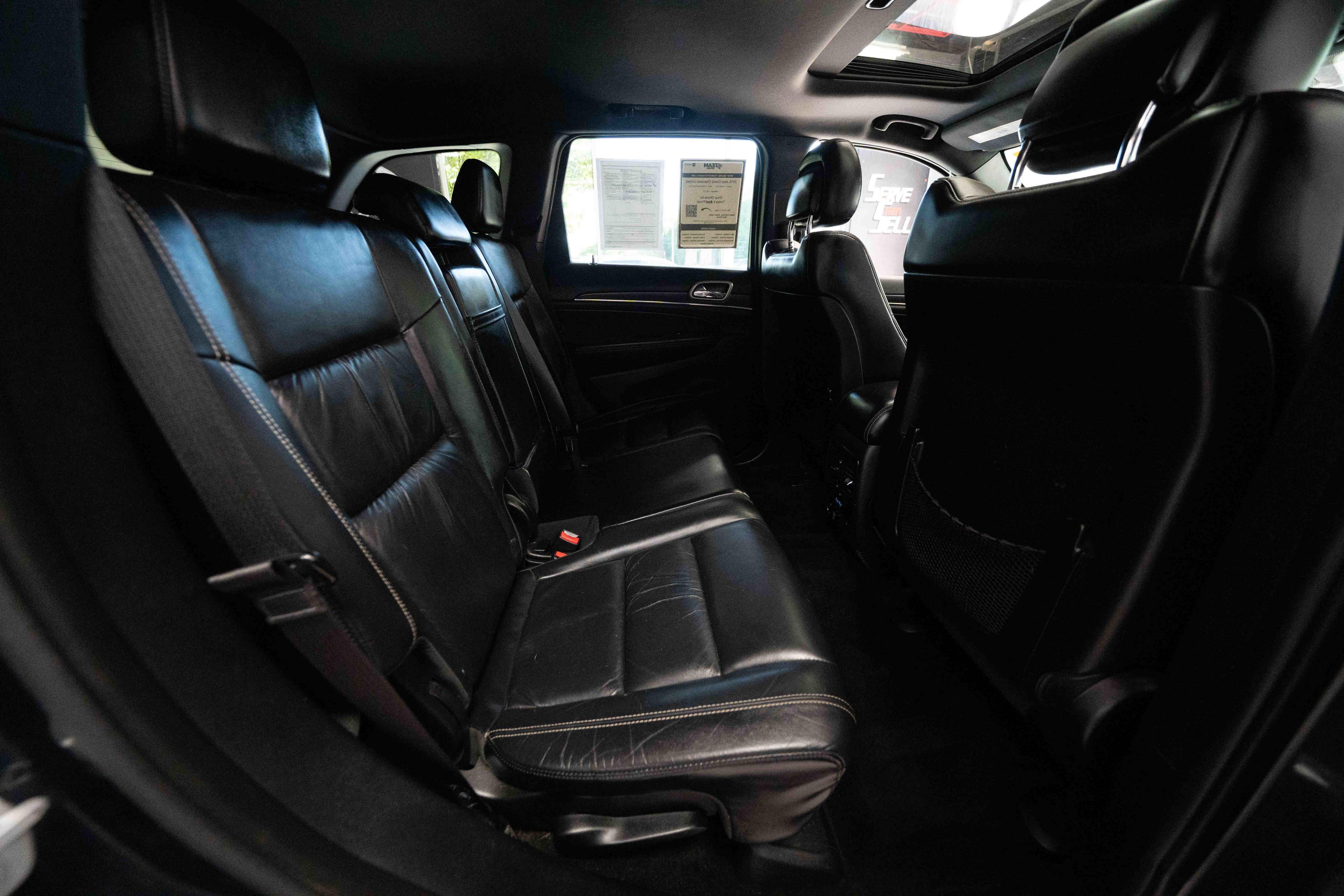 Used 2015 Jeep Grand Cherokee Limited AWD/4WD image 24