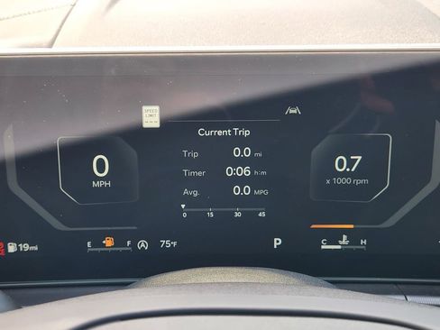 New 2026 Kia Sportage SX FWD image 11