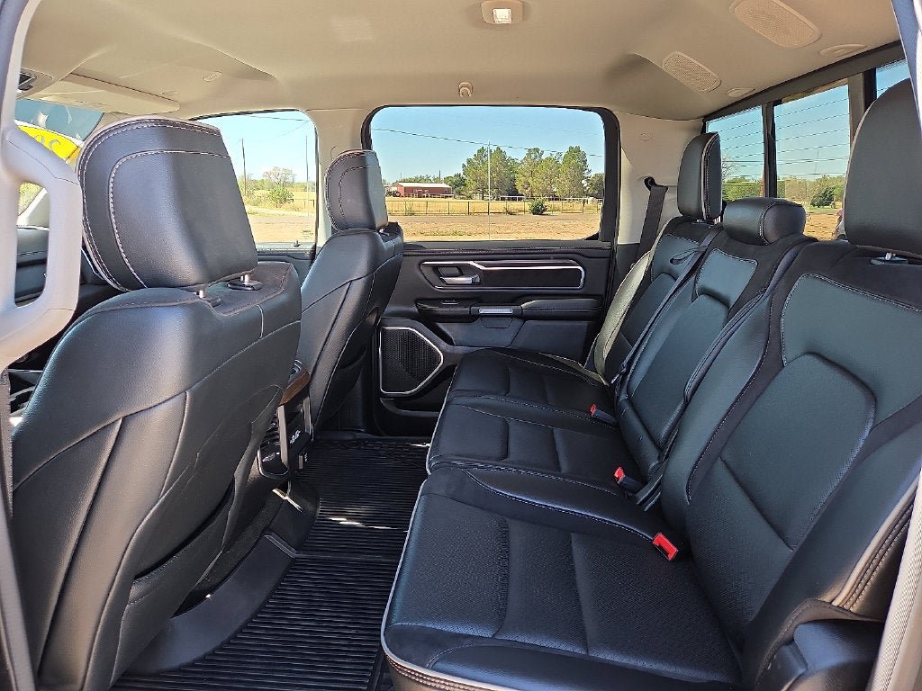 Used 2022 RAM 1500 Laramie AWD/4WD image 18