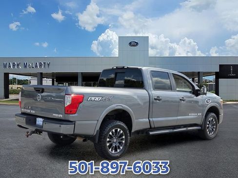 Used 2017 Nissan Titan PRO-4X AWD/4WD image 5