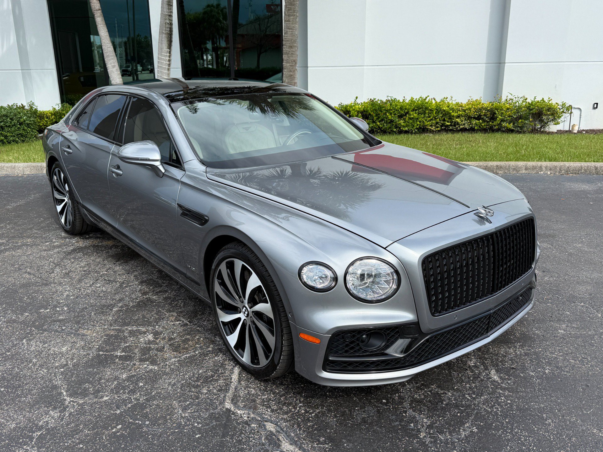 Used 2020 Bentley Flying Spur W12 AWD/4WD image 5