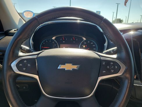 Used 2020 Chevrolet Traverse LT w/ LT Premium Package image 22