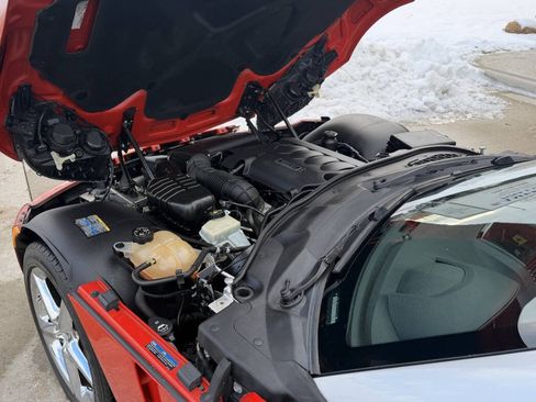 Used 2009 Saturn Sky w/ Premium Trim Package image 40